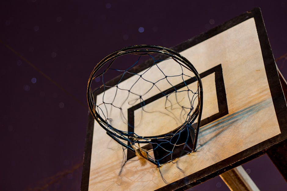 Knicks and Hawks Clash in Decisive Game 5