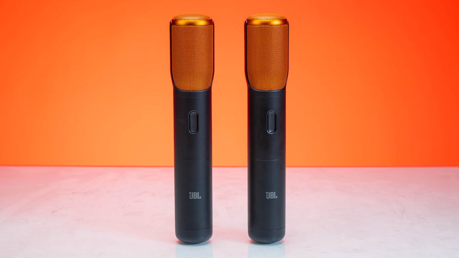 Revolutionizing Smartphone Videos: Wireless Mic Set Sees $20 Price Drop