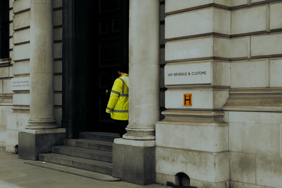 UK Government Faces Security Vetting Crisis