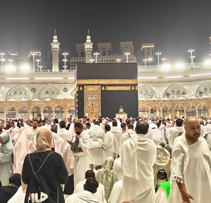 1.5 Million Foreign Pilgrims Begin Hajj in Saudi Arabia Amid Iran Tensions