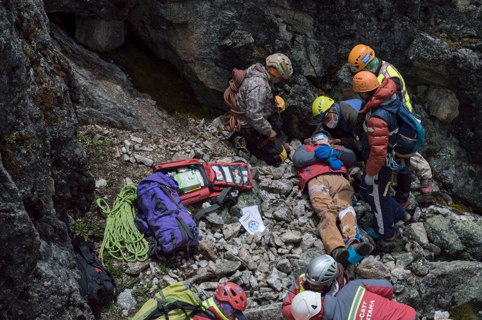 1 Diver Dies in Maldives During Cave Rescue Attempt