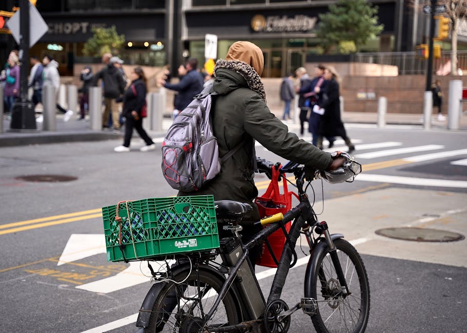 Amazon Deploys 1,200 E-Bikes in NYC for Faster Deliveries