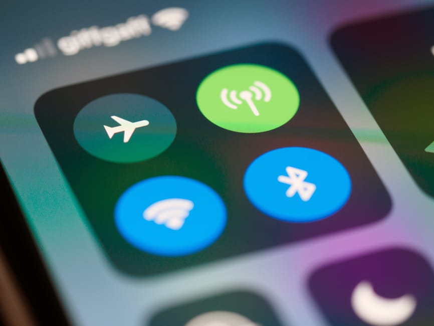 American Airlines to Equip 500 Planes with Starlink Wi-Fi