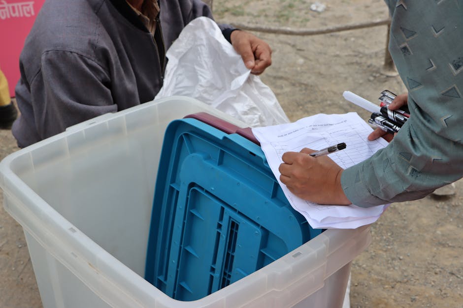 Colombians Vote for New President