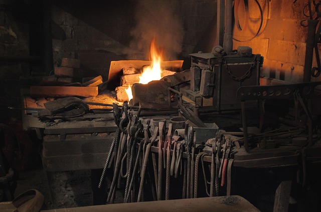 Josh Smith Leaves Lineman Job, Builds $50 Million Montana Knife Company - VirentaNews