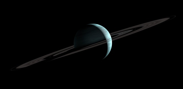 NASA's Webb Telescope Reveals Bizarre Planet with Vanishing Rock Clouds - VirentaNews