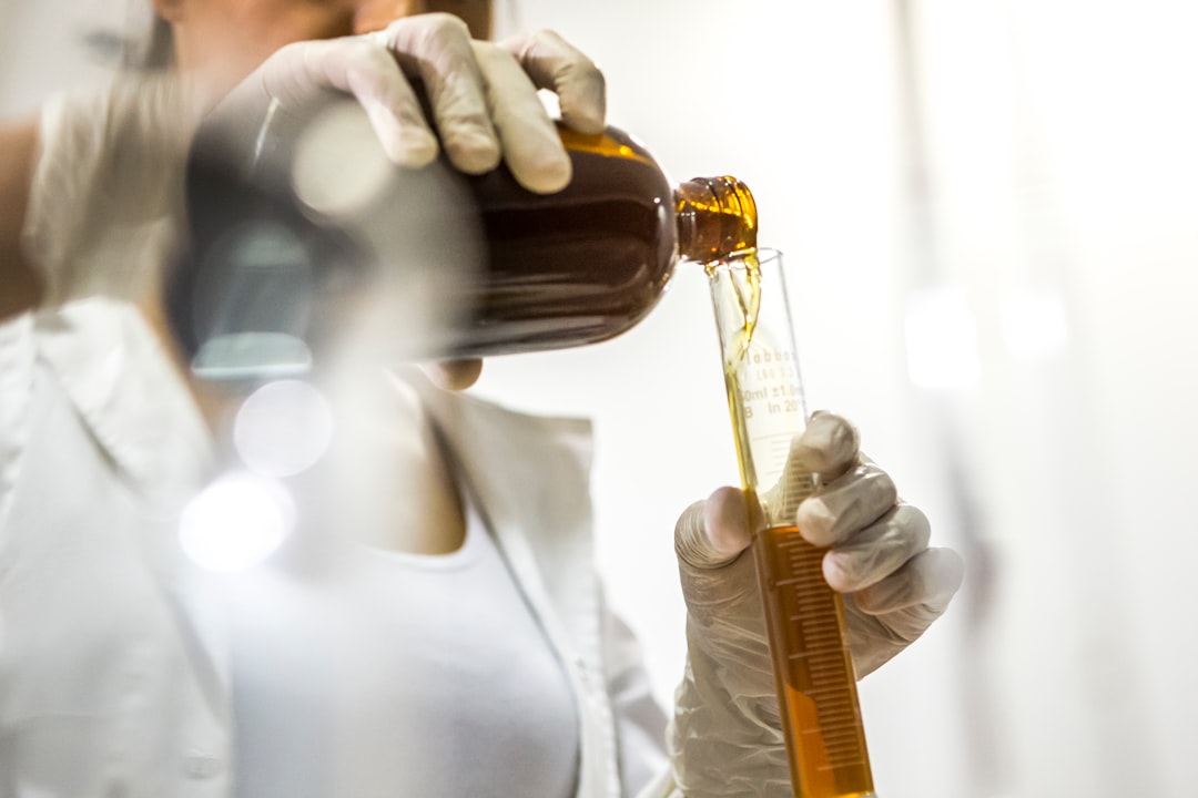 Only 20% of Sunscreens Meet Safety Standards. What to Know Before You Buy - VirentaNews