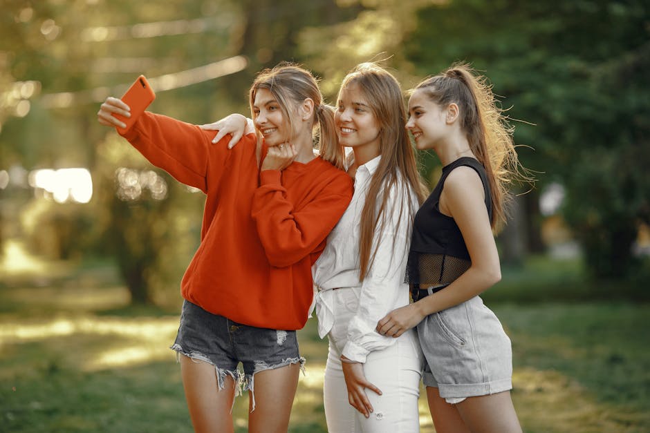 Why Doctors Now Compare Social Media to Cigarettes for Teens