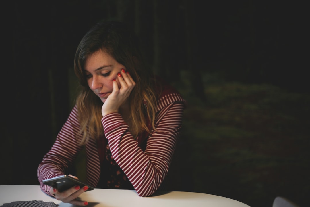 Why Girls Are Targets of Online Abuse - VirentaNews