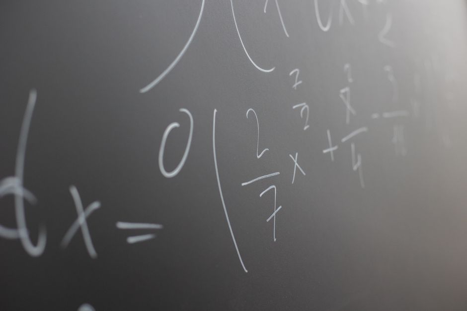 Feynmann's solved ‘restaurant dilemma’ 50 years ago — now a study confirms his mathematics - VirentaNews