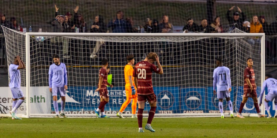 Headline with number or stat: 1000 Scotland Fans Affected - VirentaNews