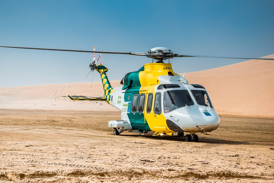 Helicopter Crash Near Strait of Hormuz: 8 Crew Rescued - VirentaNews