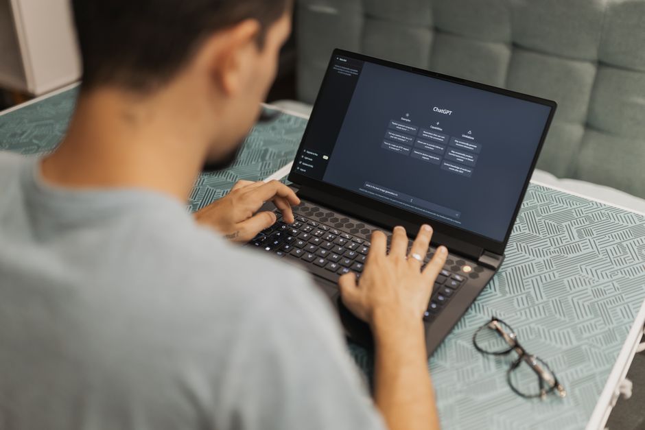 How AI Chatbots Evolved in 4 Years - VirentaNews