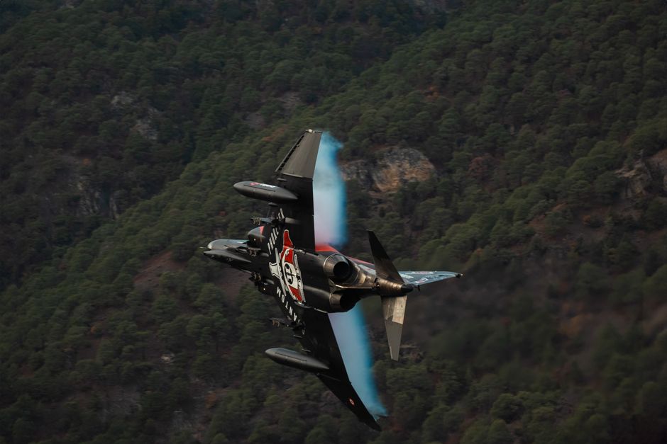 Israel Launches Airstrikes in Lebanon After 4 Soldiers Are Killed