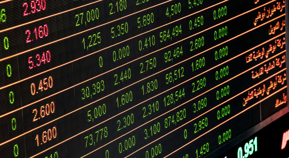 Korean Stocks See $10 Billion Exodus Despite Record Gains