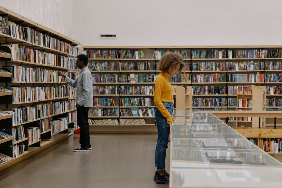 Linea Maja Ernst’s ‘Waist Deep’ Reveals Millennial Desire