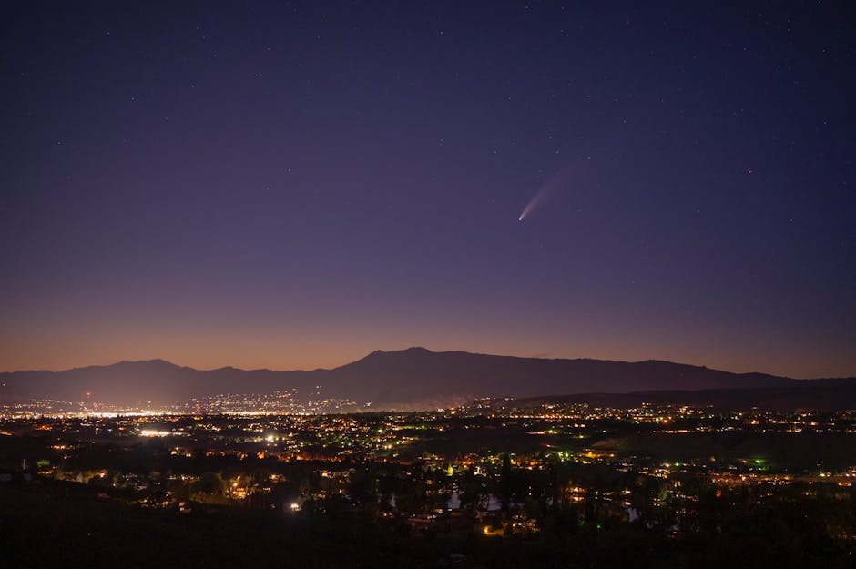 Meteor Explodes Over Massachusetts, Produces 300-Ton Blast