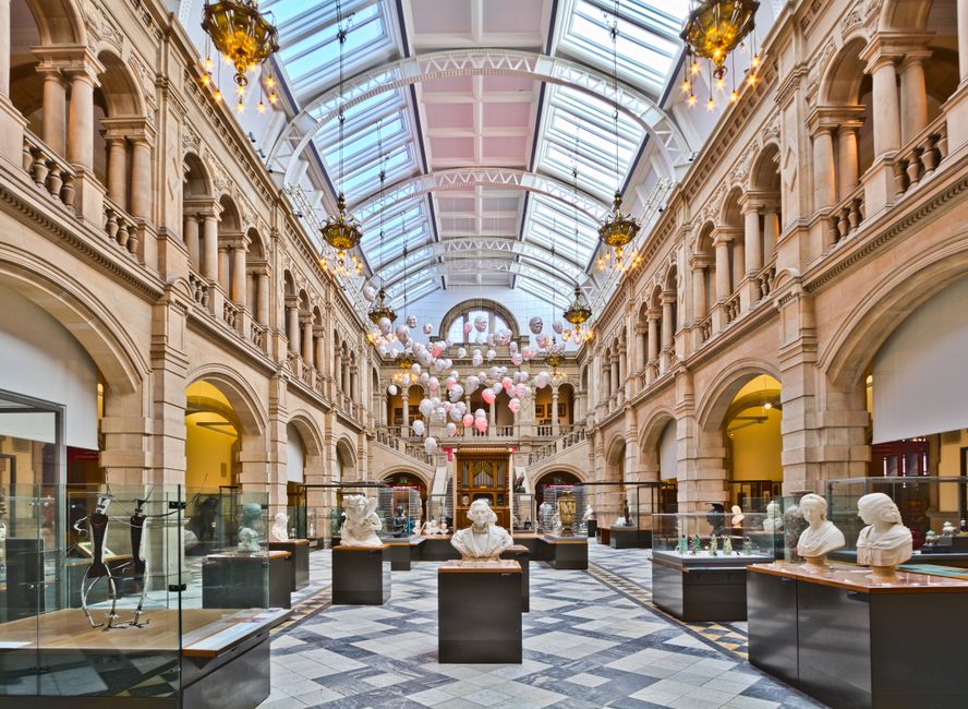 Metropolitan Museum Returns Looted Artifacts Valued at $95 Million