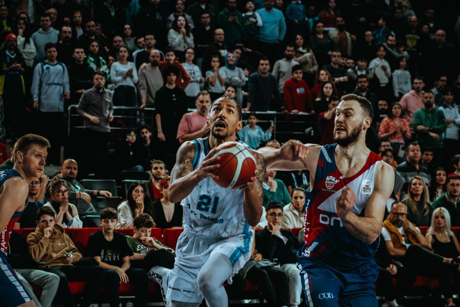Seattle Storm Leads City's Basketball Revival with 20% Attendance Growth - VirentaNews
