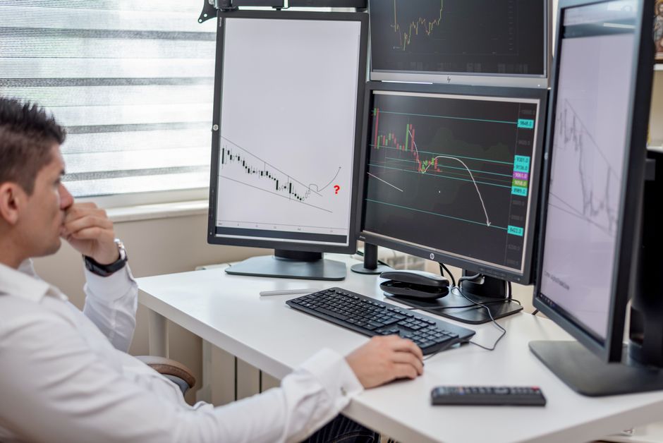Top Wall Street Analysts Recommend 3 Dividend Stocks for Solid Returns