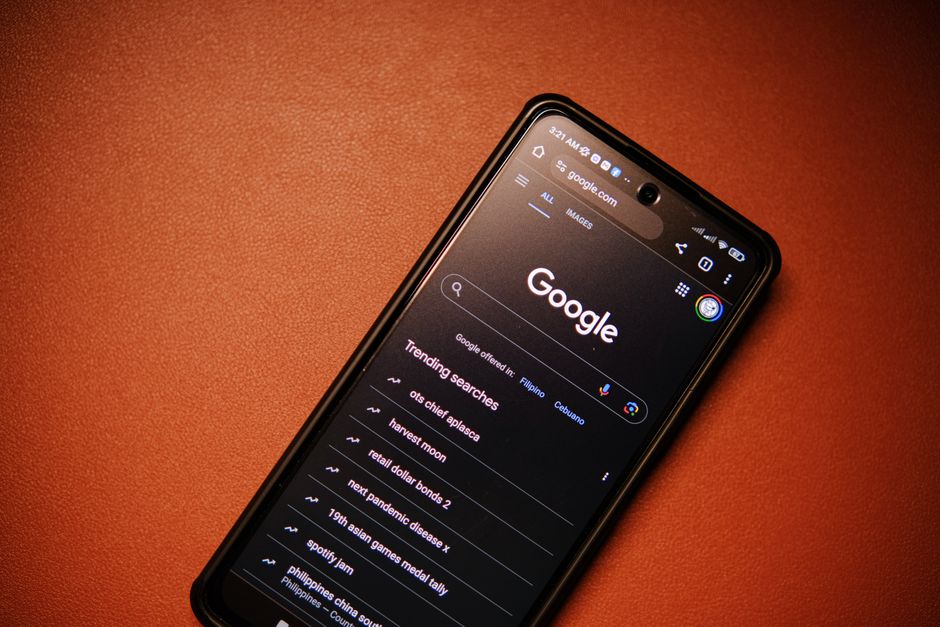 Why Apple and Google Must Stop Explicit Image Sharing