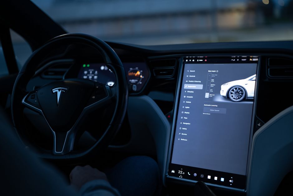 Why Tesla's Autopilot System is Under Scrutiny - VirentaNews