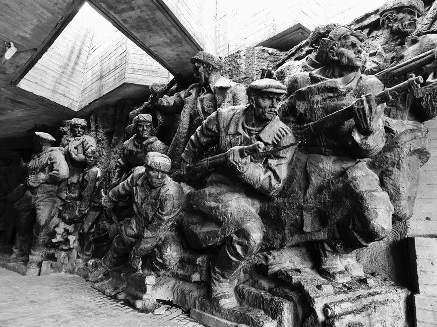 Why Ukraine’s WWII Honors Are Straining Ties with Warsaw