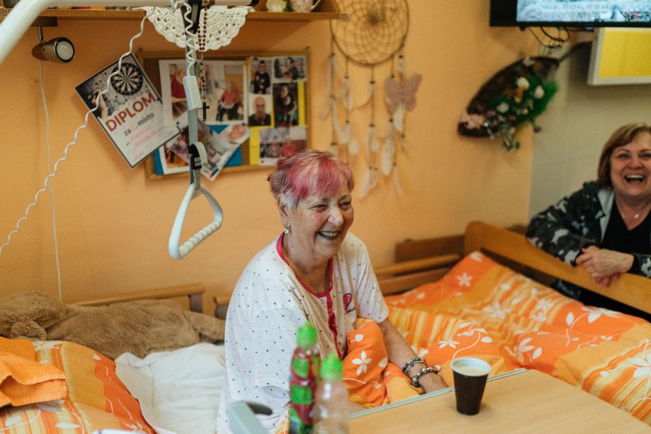 Why Women Need to Plan for Long-Term Care - VirentaNews