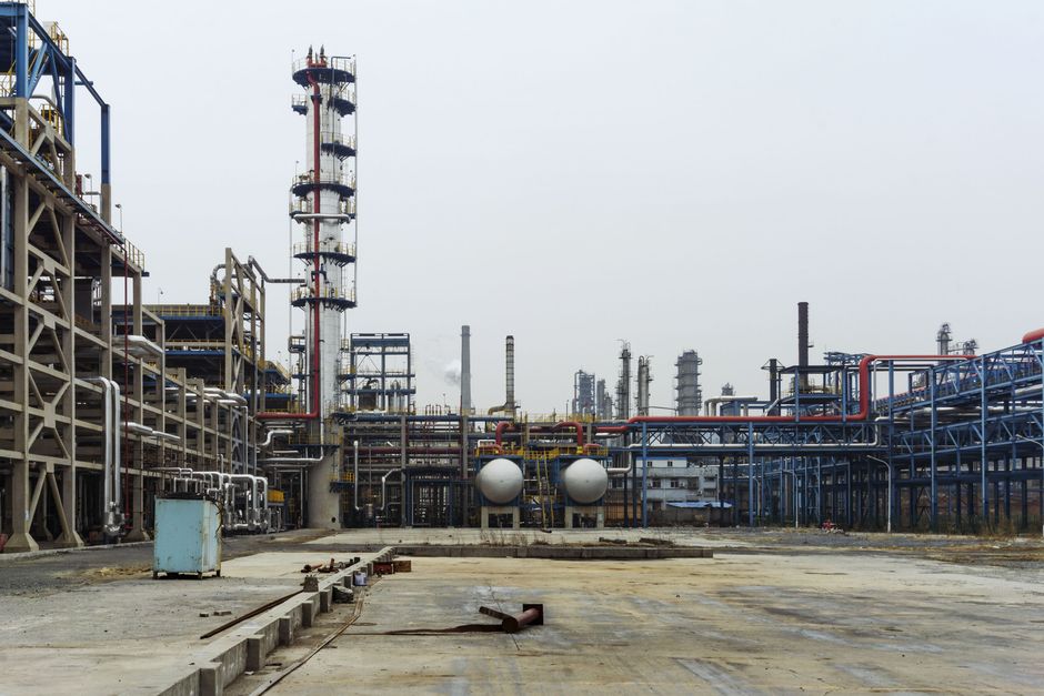 Helicopter Crash Near Major Saudi Oil Refinery Kills 14 People