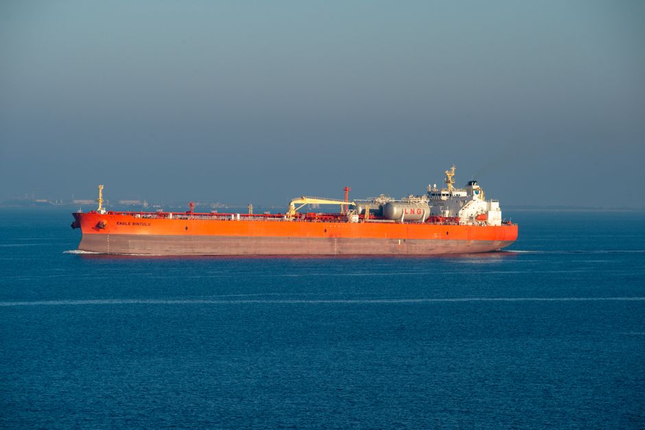 Iran Oil Exports Surge 40 Million Barrels as US Blockade Ends