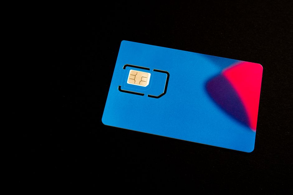 Why Motorola’s New eSIM Feature Matters for Travelers